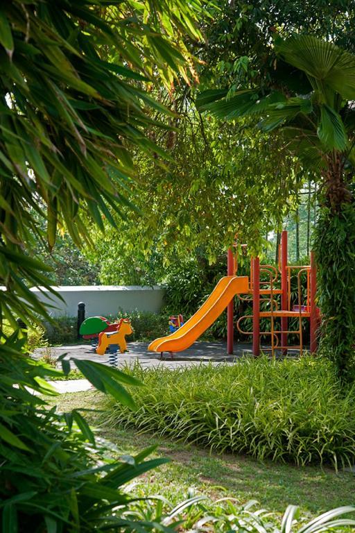 Royale Chulan Seremban Kültér fotó Playground in the park