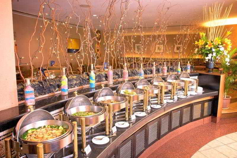Royale Chulan Seremban Kültér fotó A buffet at a hotel
